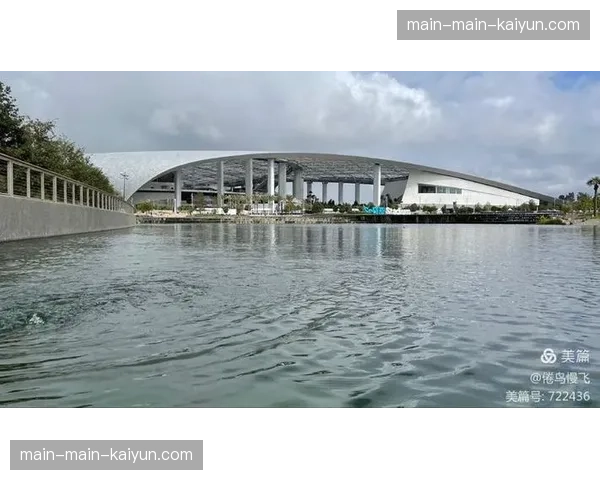 2028年洛杉矶奥运会主体育馆“索菲体育场”完成封顶 2028年洛杉矶奥运会主体育馆“索菲体育场”完成封顶